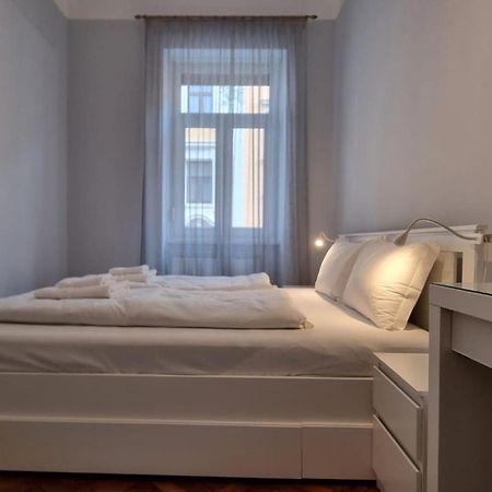 Light Blue Apartment Trieste Exterior photo